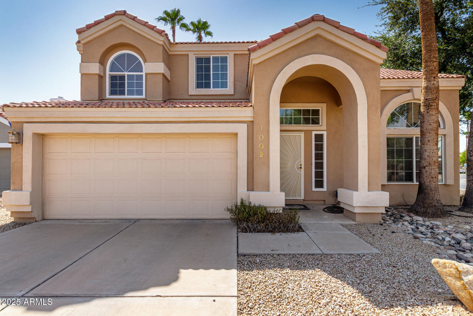 Property Photo:  1002 S Port Drive  AZ 85233 