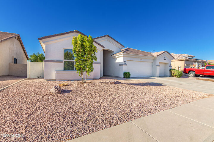 Property Photo:  710 W Cherrywood Drive  AZ 85248 