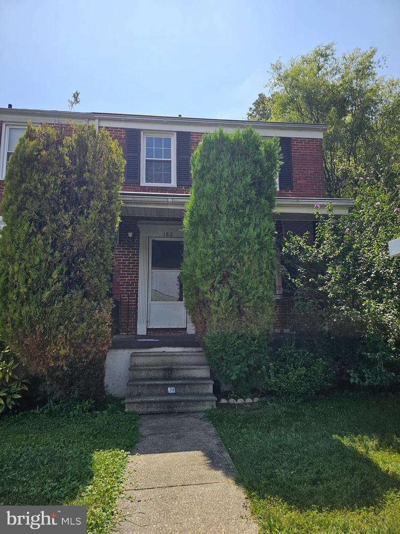 Property Photo: 182 Cherrydell Road MD 21228