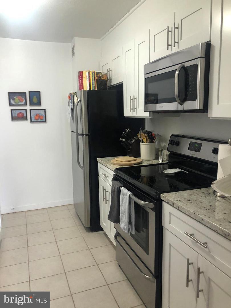 Property Photo: 224 W Rittenhouse Square 30 1401 PA 19103