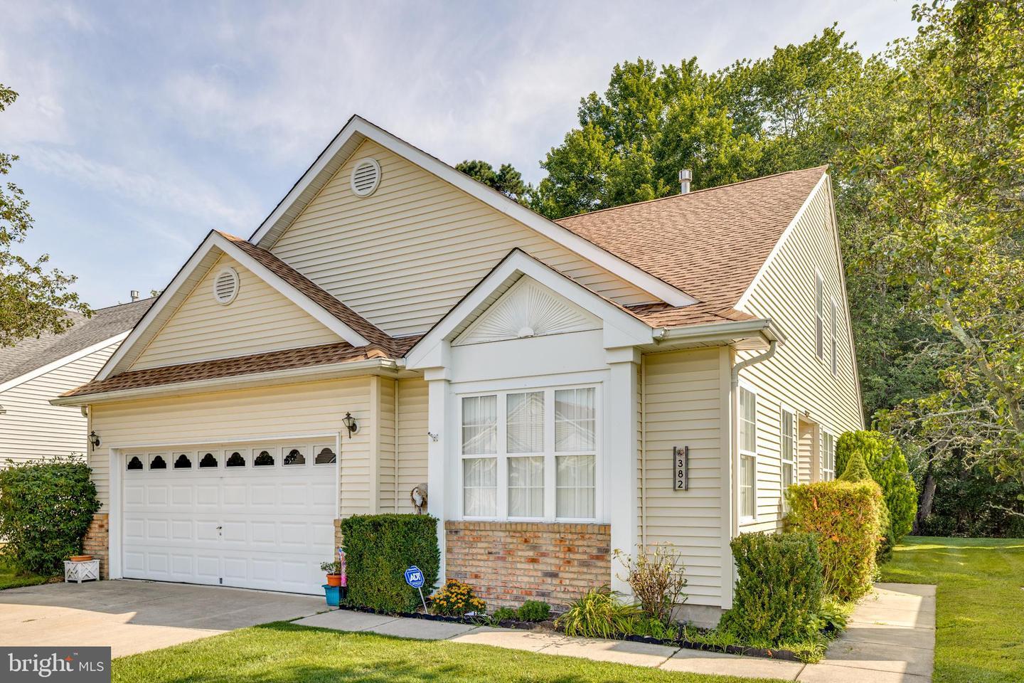 Property Photo: 382 Saint Thomas Boulevard NJ 08094