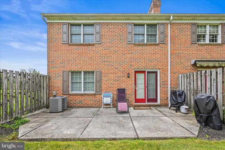 Property Photo:  215 Wyntre Brooke Drive 1  PA 17403 