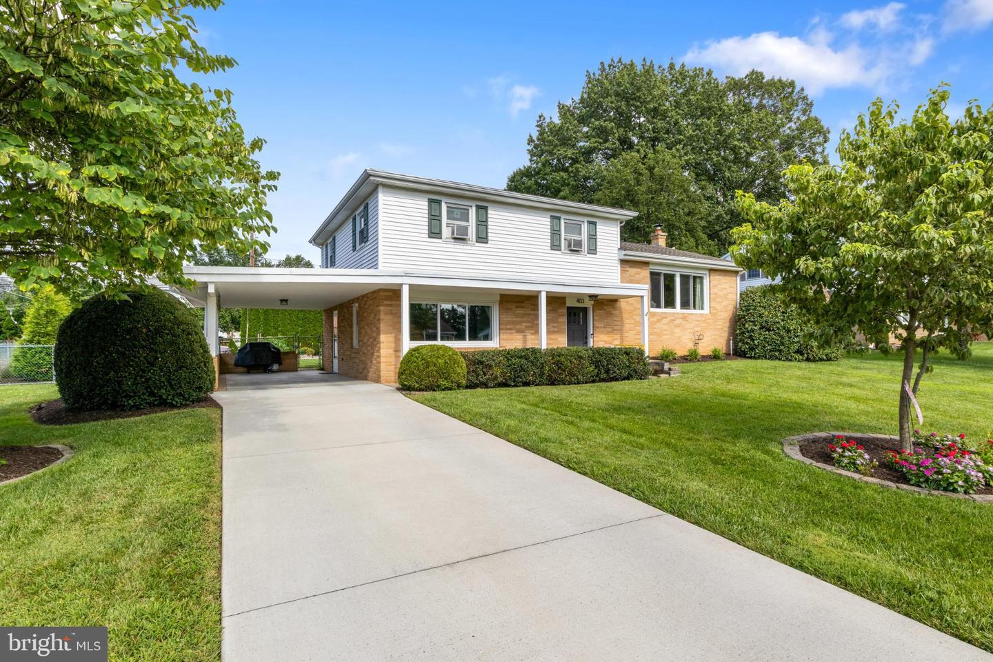 403 Allegheny  Mechanicsburg PA 17055 photo