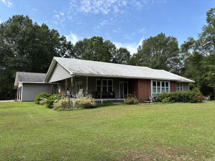 Property Photo:  795 Ouachita 12  AR 71726 