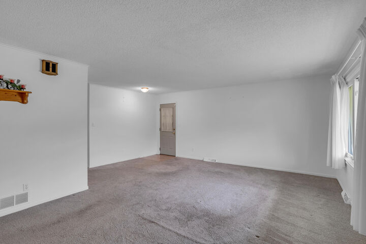 Property Photo:  216 E Vine St  MO 65265 