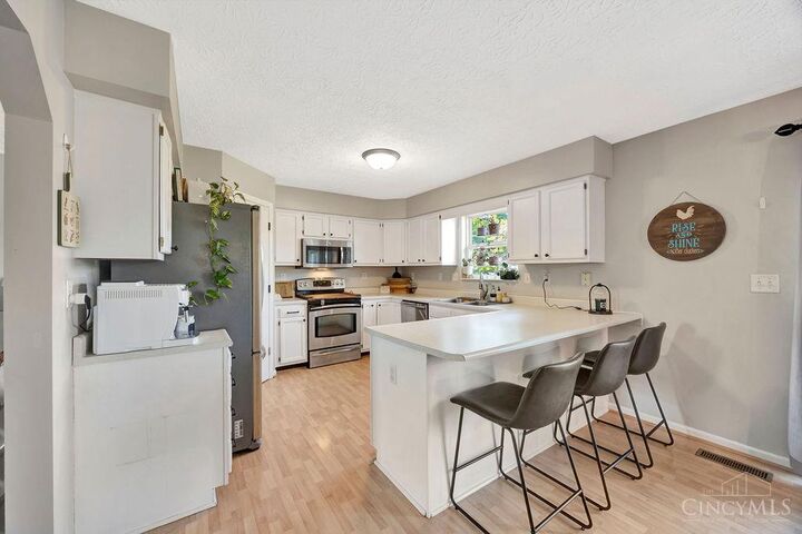 Property Photo:  936 Legacy Court  OH 45067 