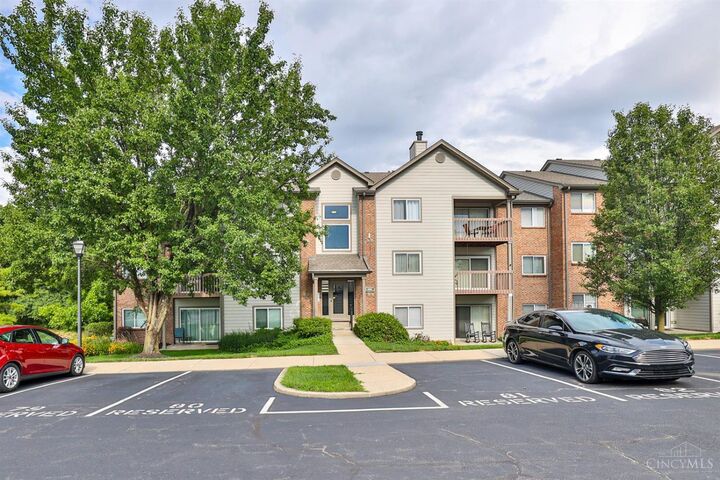 Property Photo: 8887 Eagleview Drive OH 45069
