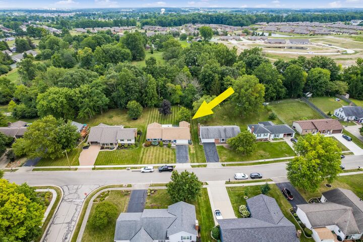 Property Photo:  892 Hickory Drive  OH 43040 