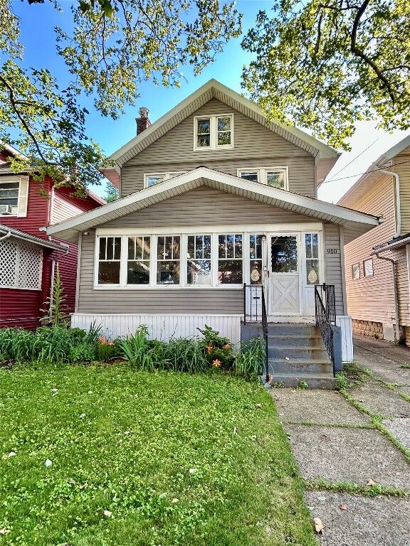 Property Photo:  910 Weschler Avenue  PA 16502 