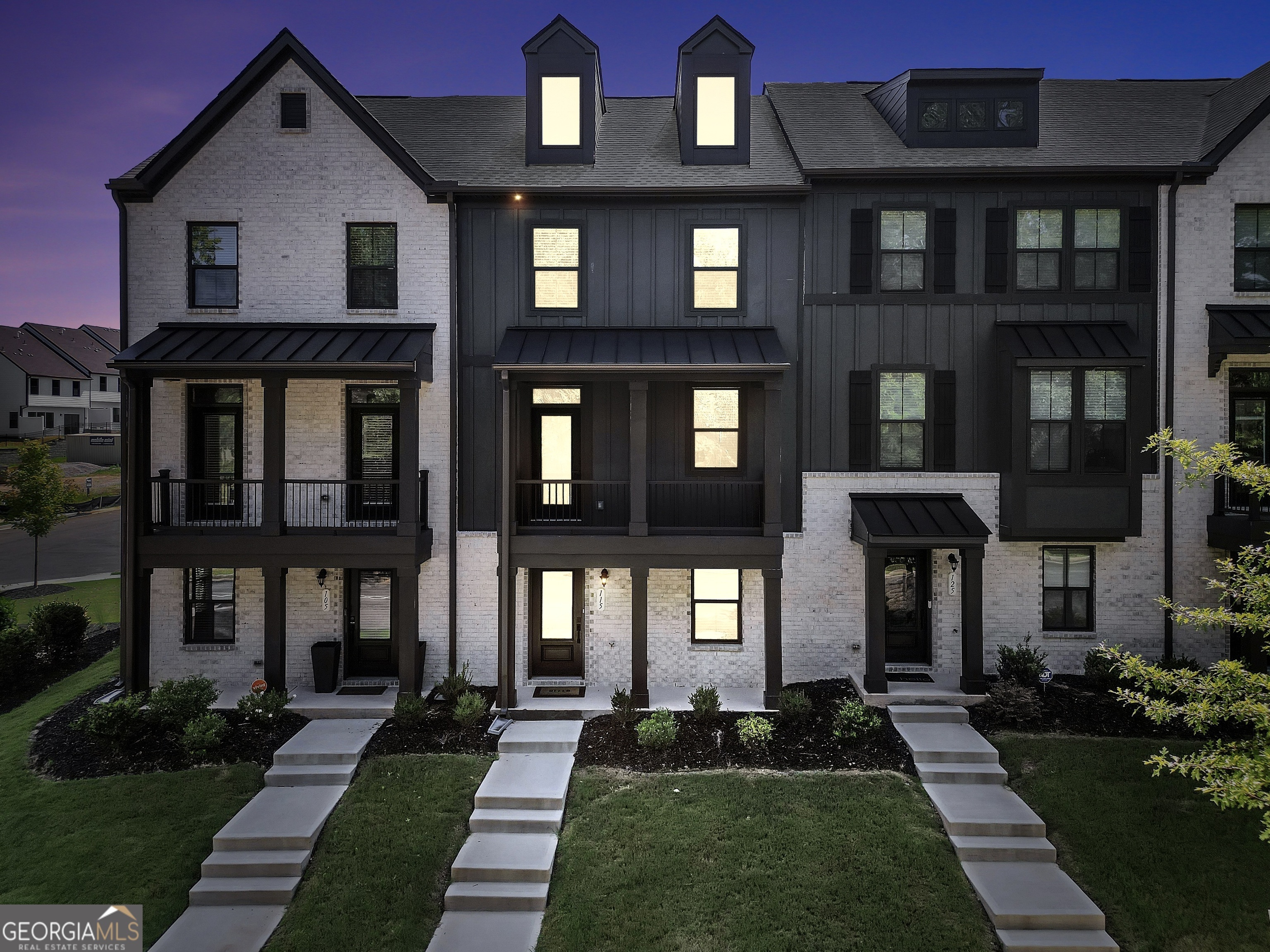 Property Photo:  115 Climbing Ivy Circle  GA 30214 