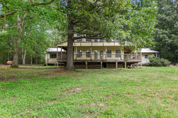Property Photo: 2115 Archie Rhinehart Parkway TN 38585