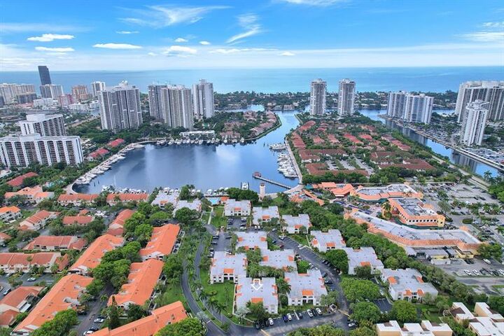 3571 Magellan Cir 343  Aventura FL 33180 photo