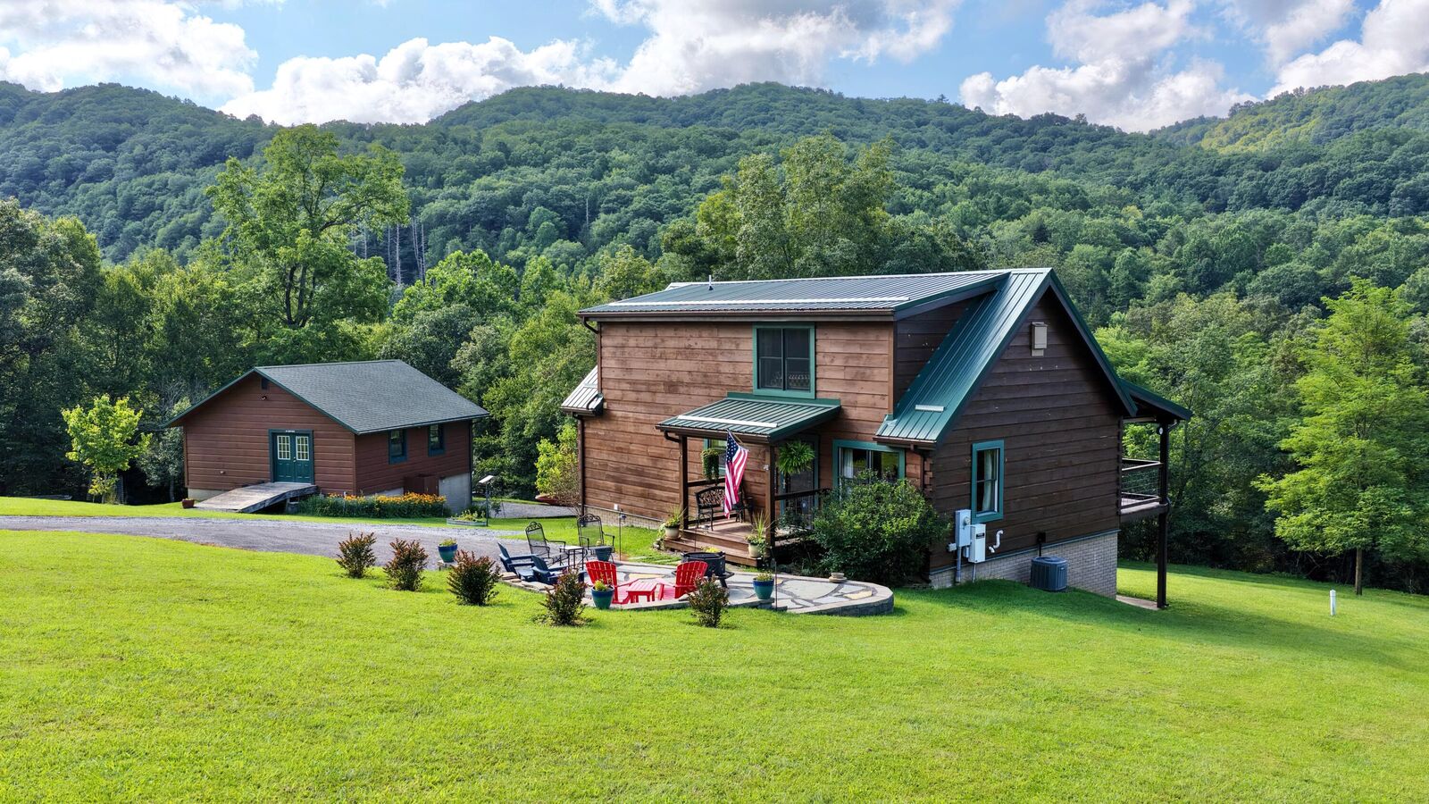 Property Photo:  57 Hillside Bluffs Ln  WV 24924 