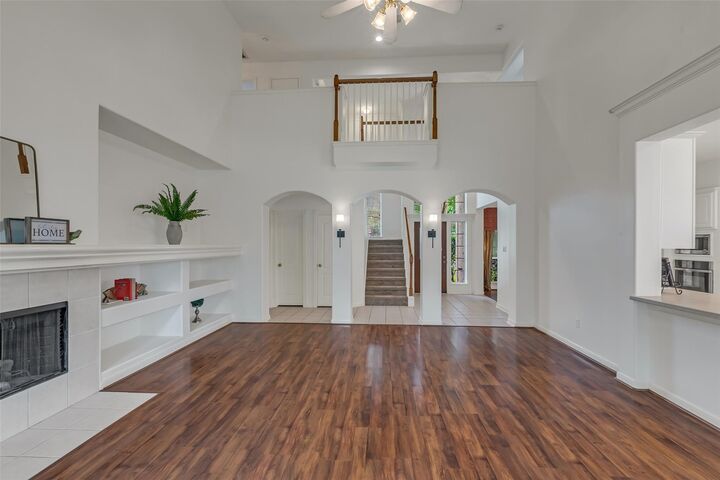 Property Photo: 902 Arbor Pine TX 77375