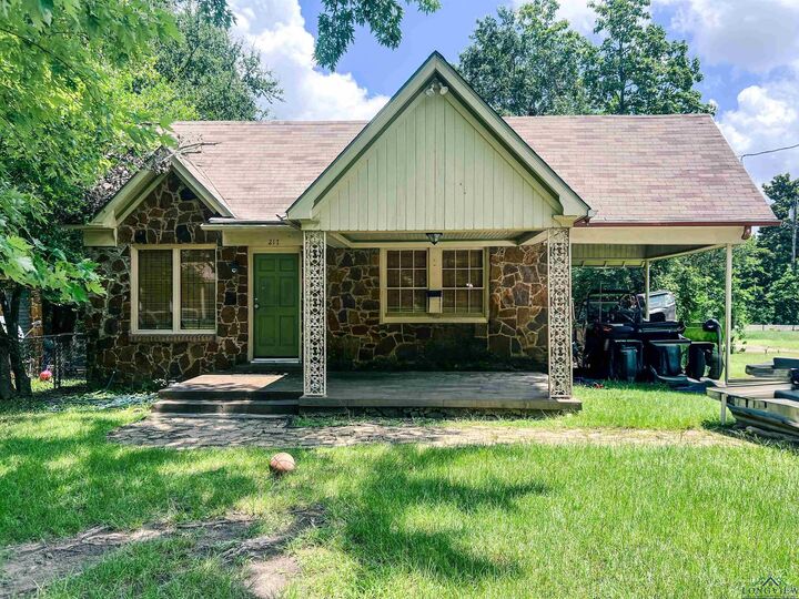 217 Polk St  Gilmer TX 75644 photo