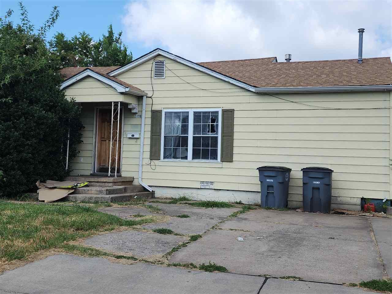 Property Photo: 2406 NW 17th St OK
