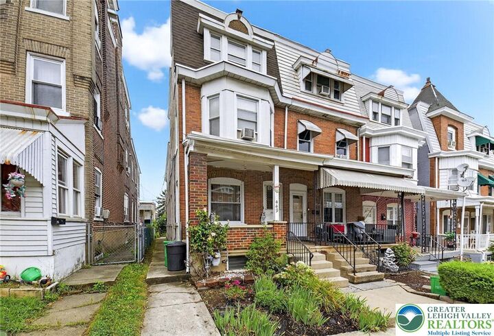449 W Washington Street  Allentown City PA 18102 photo
