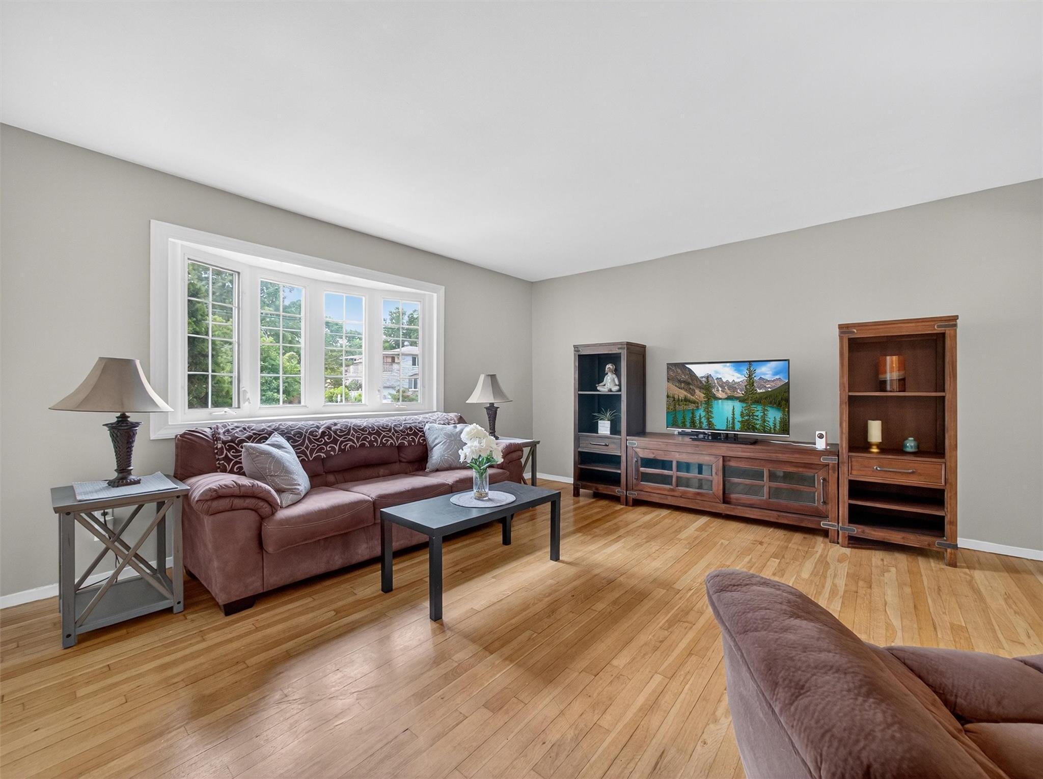 Property Photo:  5 Tennyson Drive  NY 10954 
