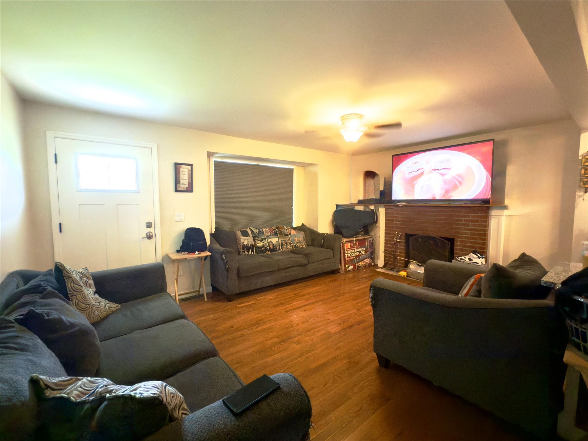 Property Photo: 21 Caywood Place NY 12538