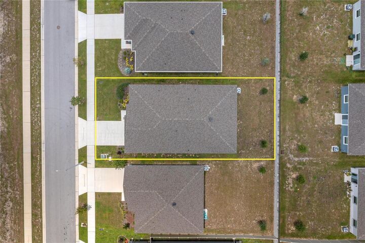 Property Photo: 2551 Mariah Place FL 33850