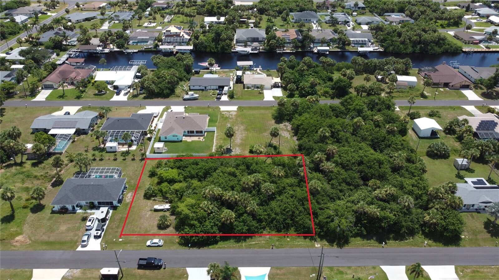 Property Photo:  4501 Ewing Circle  FL 33948 