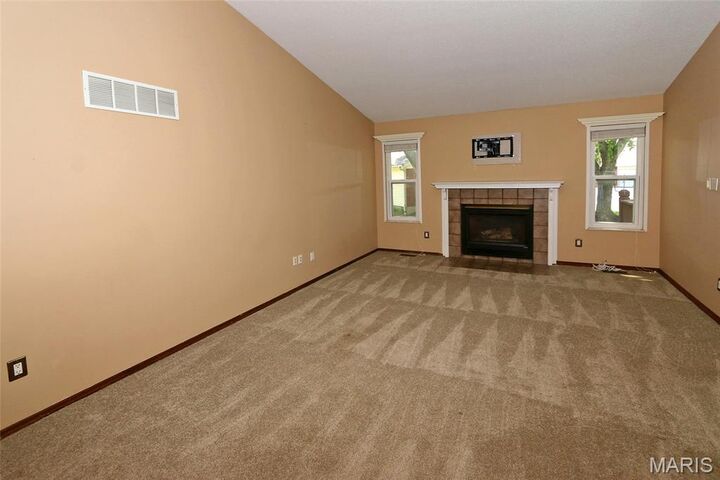 Property Photo:  372 Windsor Place  MO 63376 