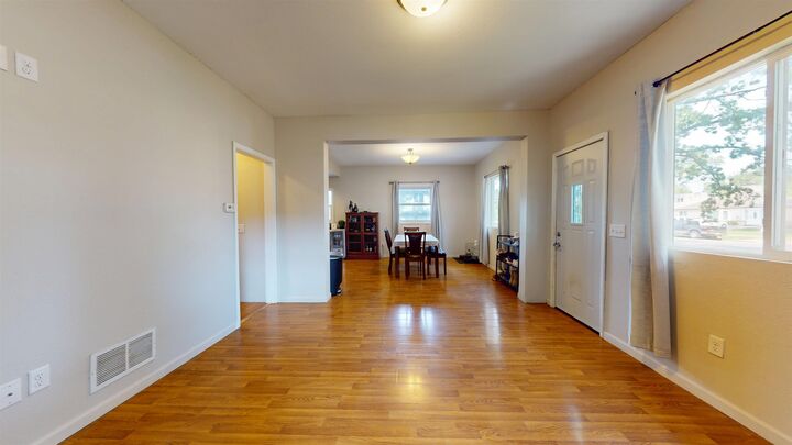Property Photo:  917 4th Ave NW  ND 58703 