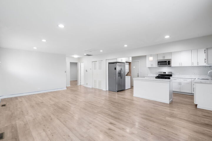 Property Photo:  16213 Wolcott Avenue  IL 60428 