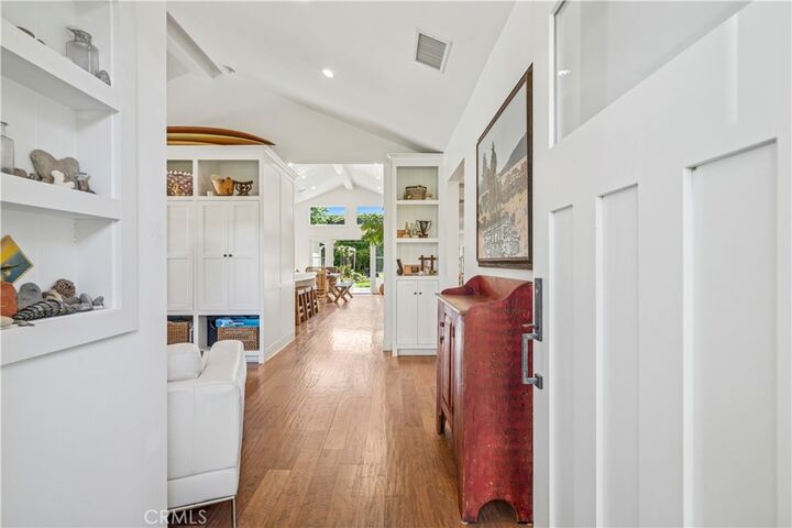 Property Photo:  229 Del Mar Avenue  CA 92627 