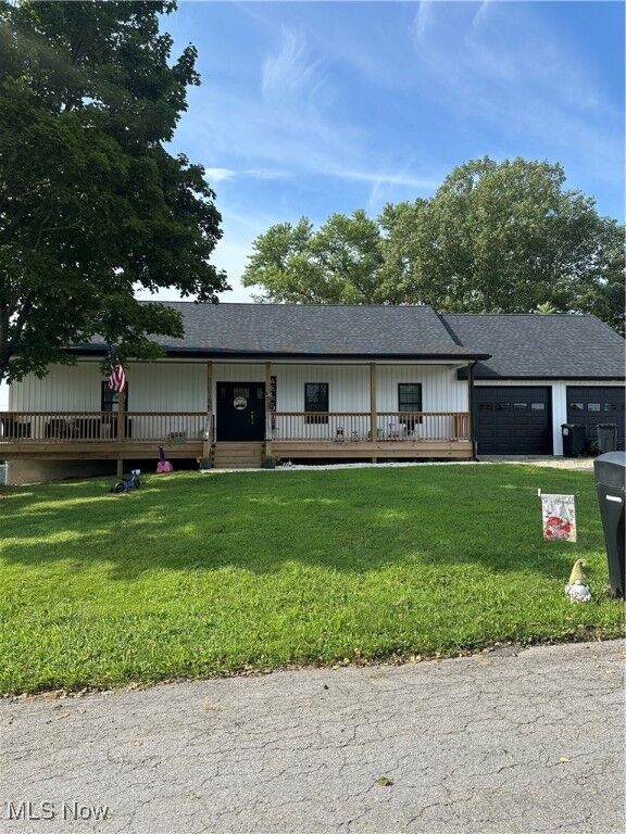 Property Photo:  1780 Candlestick Drive  OH 43701 