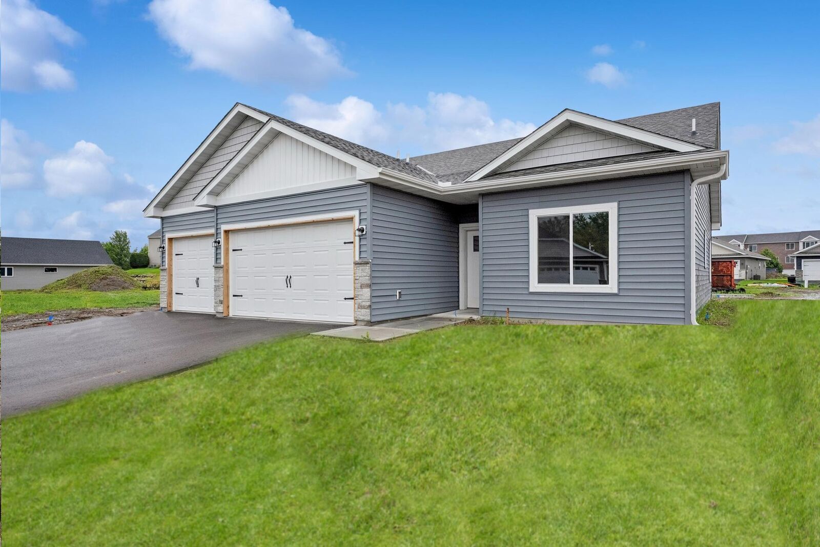 Property Photo: 4905 Evergreen Drive N MN 55038