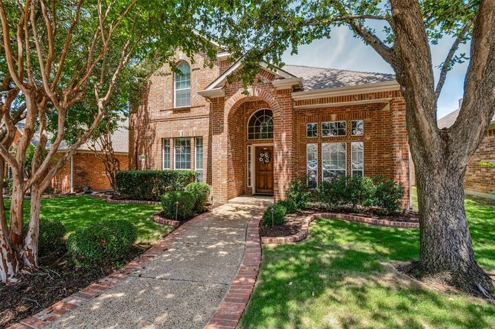 Property Photo: 1741 Flowers Drive TX 75007