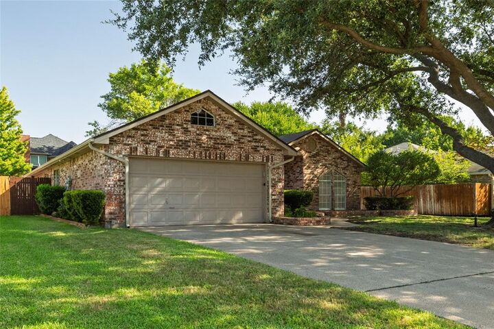 Property Photo:  10 Monterey Drive  TX 76262 
