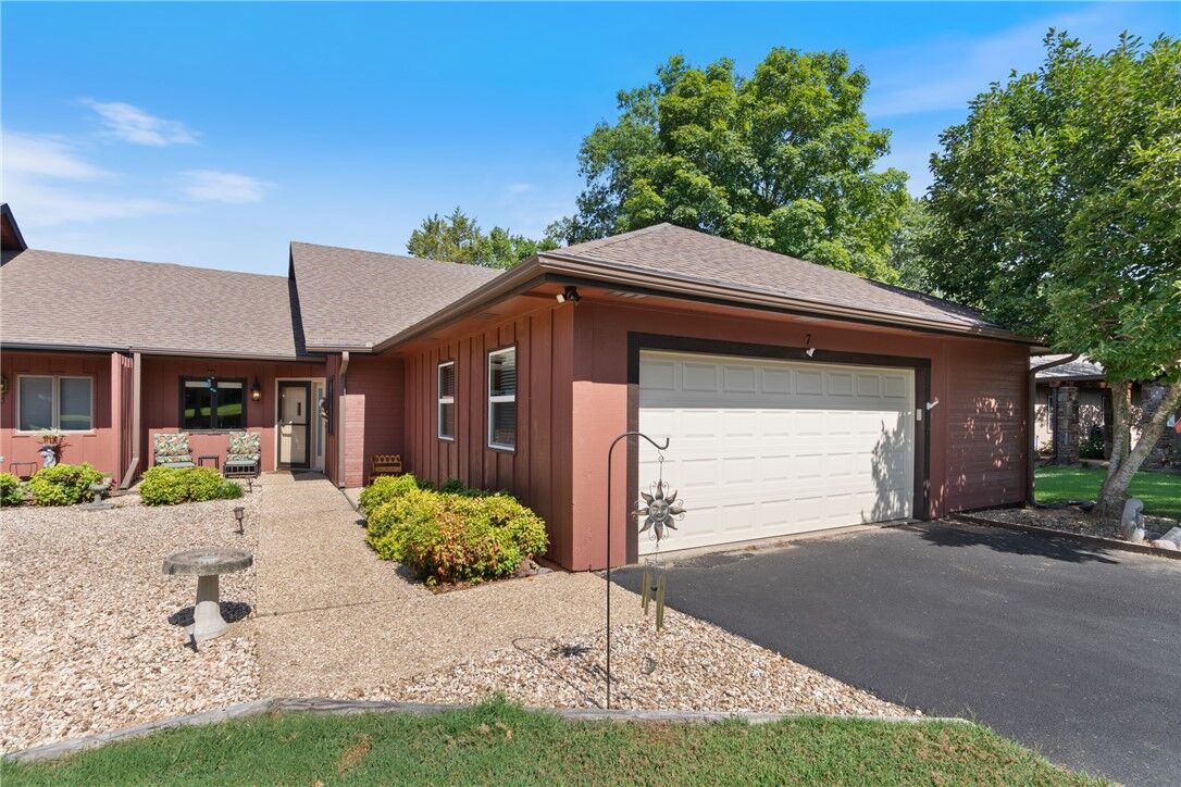 Property Photo: 7 Blake Lane AR 72714