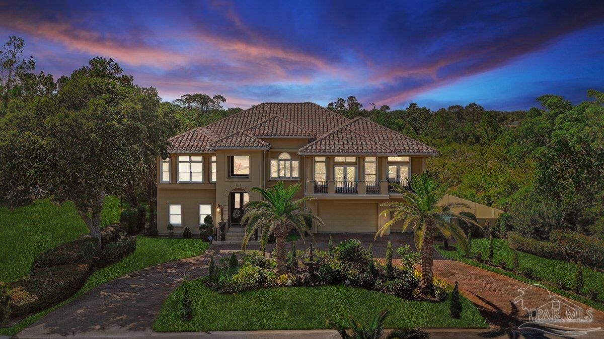 Property Photo:  2 Colley Cv Dr  FL 32561 