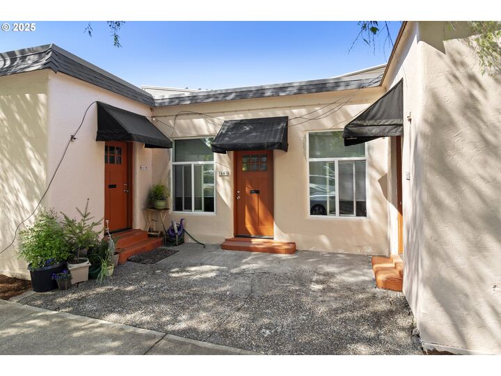 Property Photo: 1659 SE Rex St OR 97202