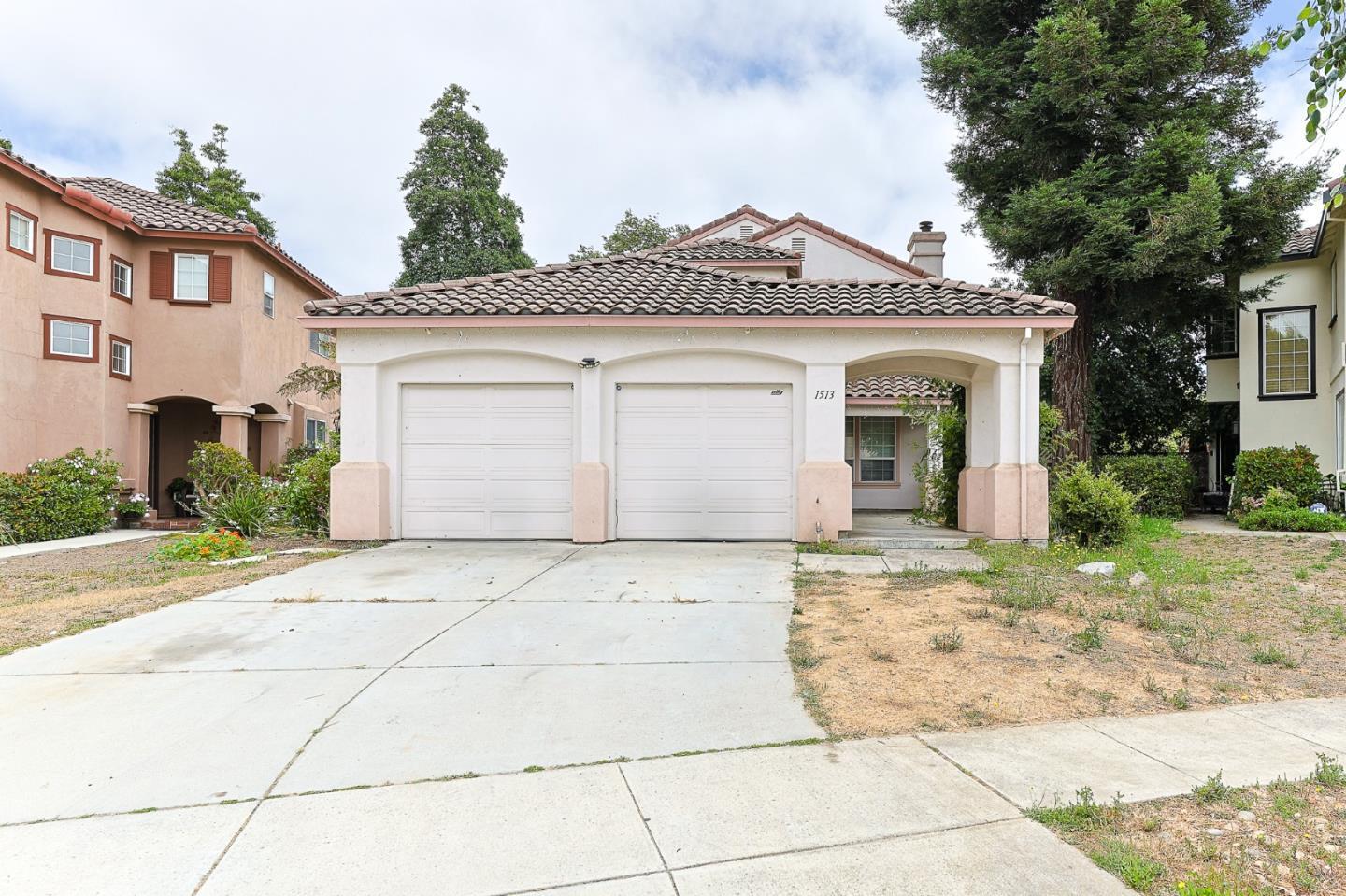 Property Photo: 1513 Oyster Bay Court CA 93906