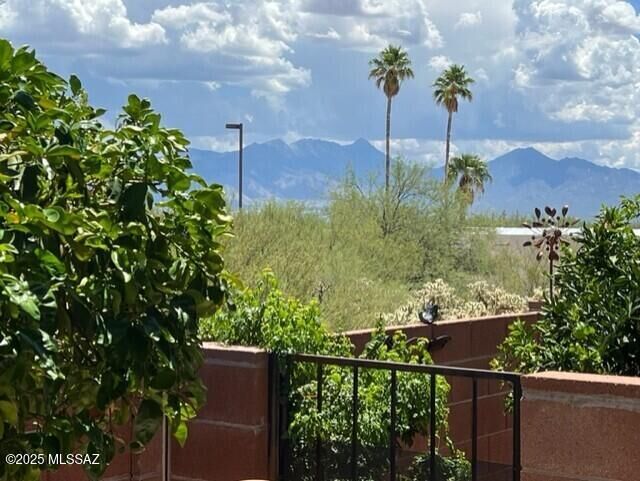 Property Photo:  1184 Laramie Lane  AZ 85614 