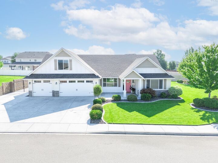 3076 Pepperwood Ave  West Richland WA 99353 photo