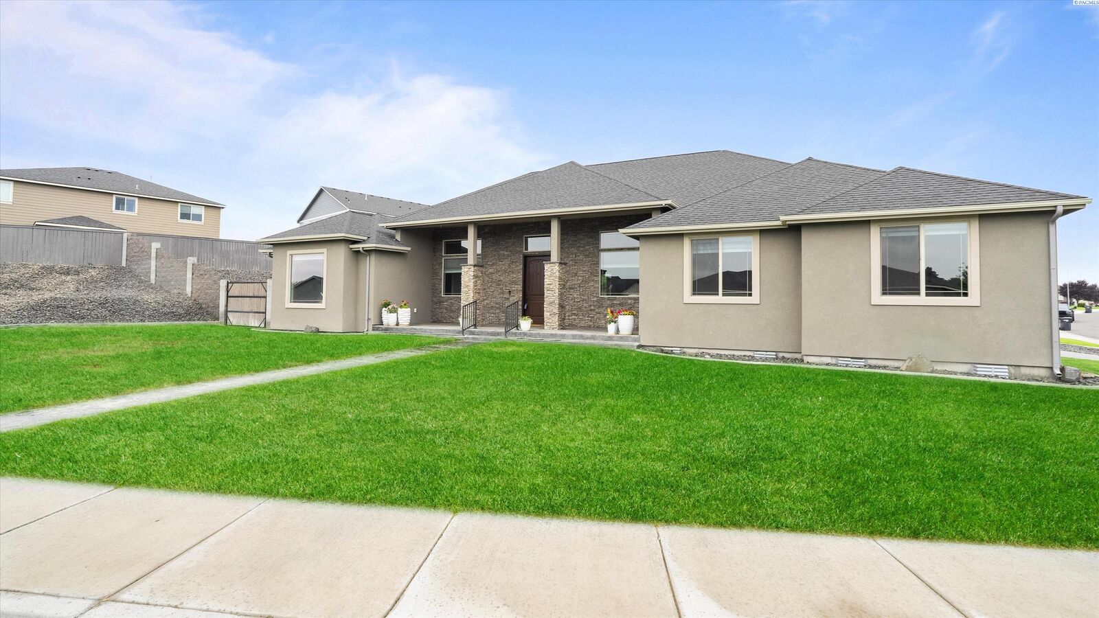 Property Photo: 4804 Bighorn Drive WA 99301
