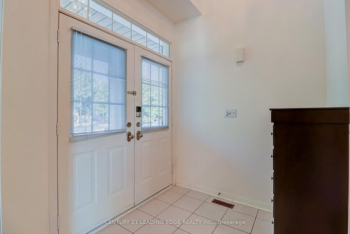 Property Photo: 37 Wiltshire Drive ON L6C 2N2
