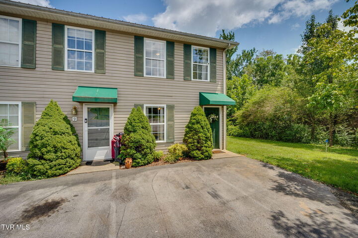 Property Photo:  568 Gray Station Road 10  TN 37615 