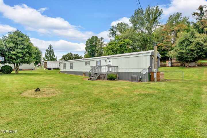 Property Photo:  147 Buttermilk Road  TN 37615 