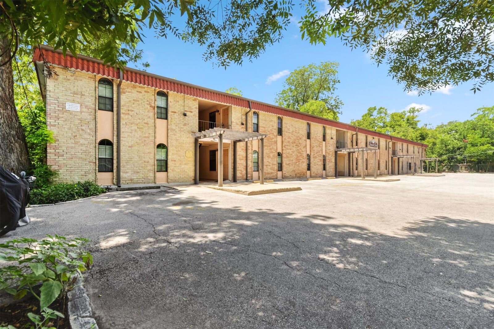 Property Photo:  407 E 45th Street 111  TX 78751 