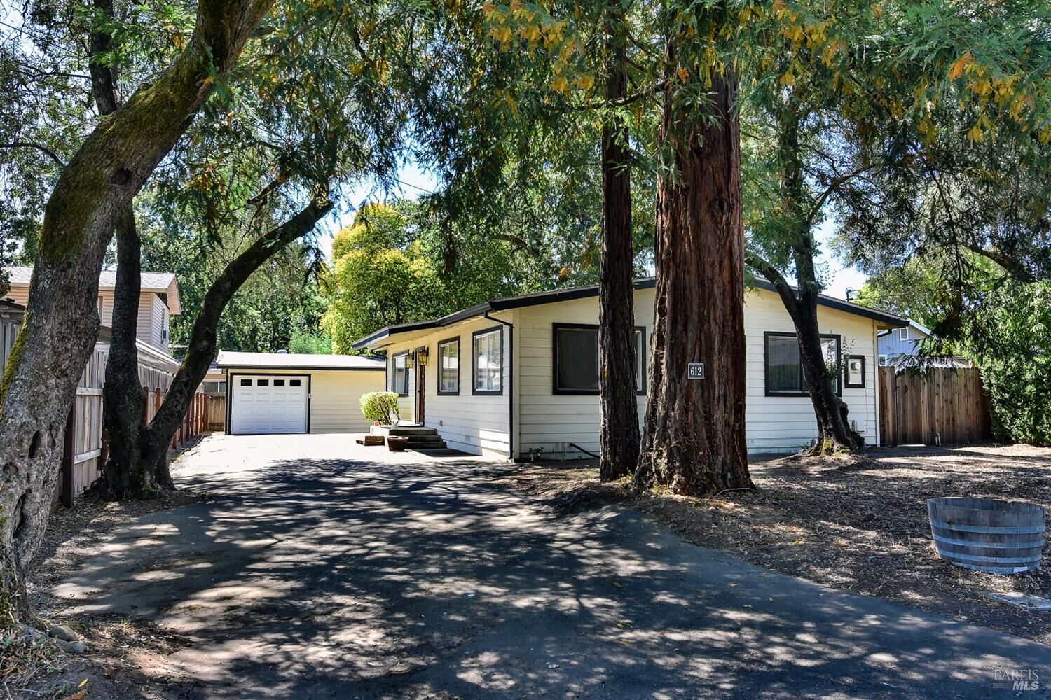 Property Photo:  612 Cherry Avenue  CA 95476 