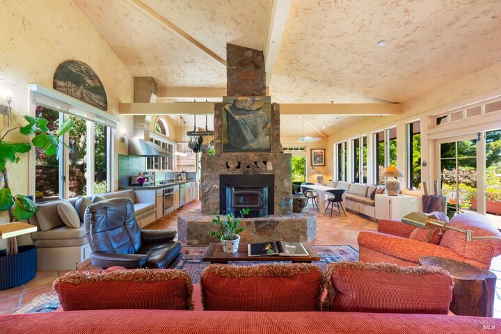 Property Photo: 1633 Dry Creek Road CA 95448