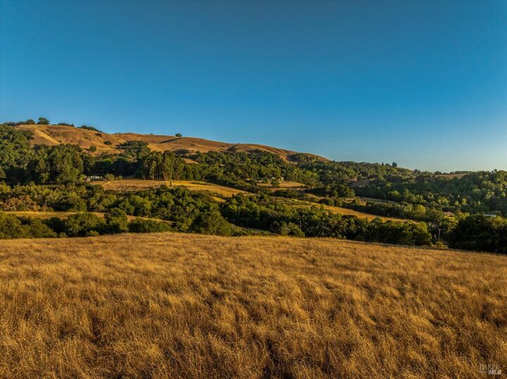 Property Photo:  5291 Sonoma Mountain Road  CA 95404 