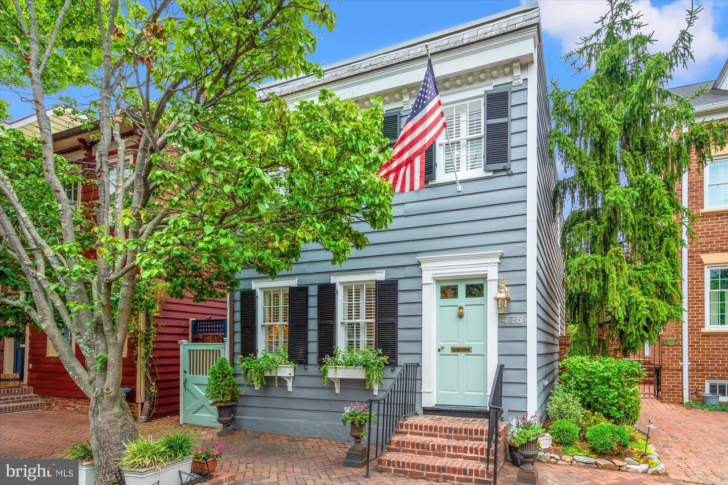416 S Royal Street  Alexandria VA 22314 photo