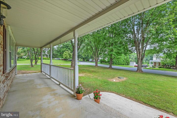 Property Photo:  2516 Appaloosa Way  MD 21048 
