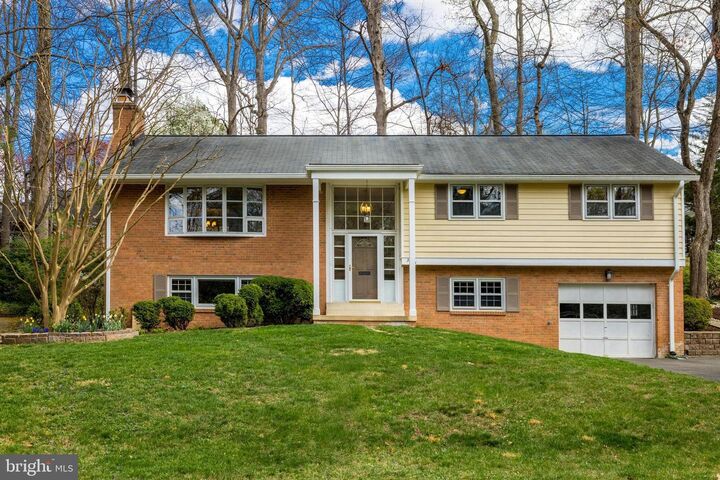 3321 Prince William Drive  Fairfax VA 22031 photo